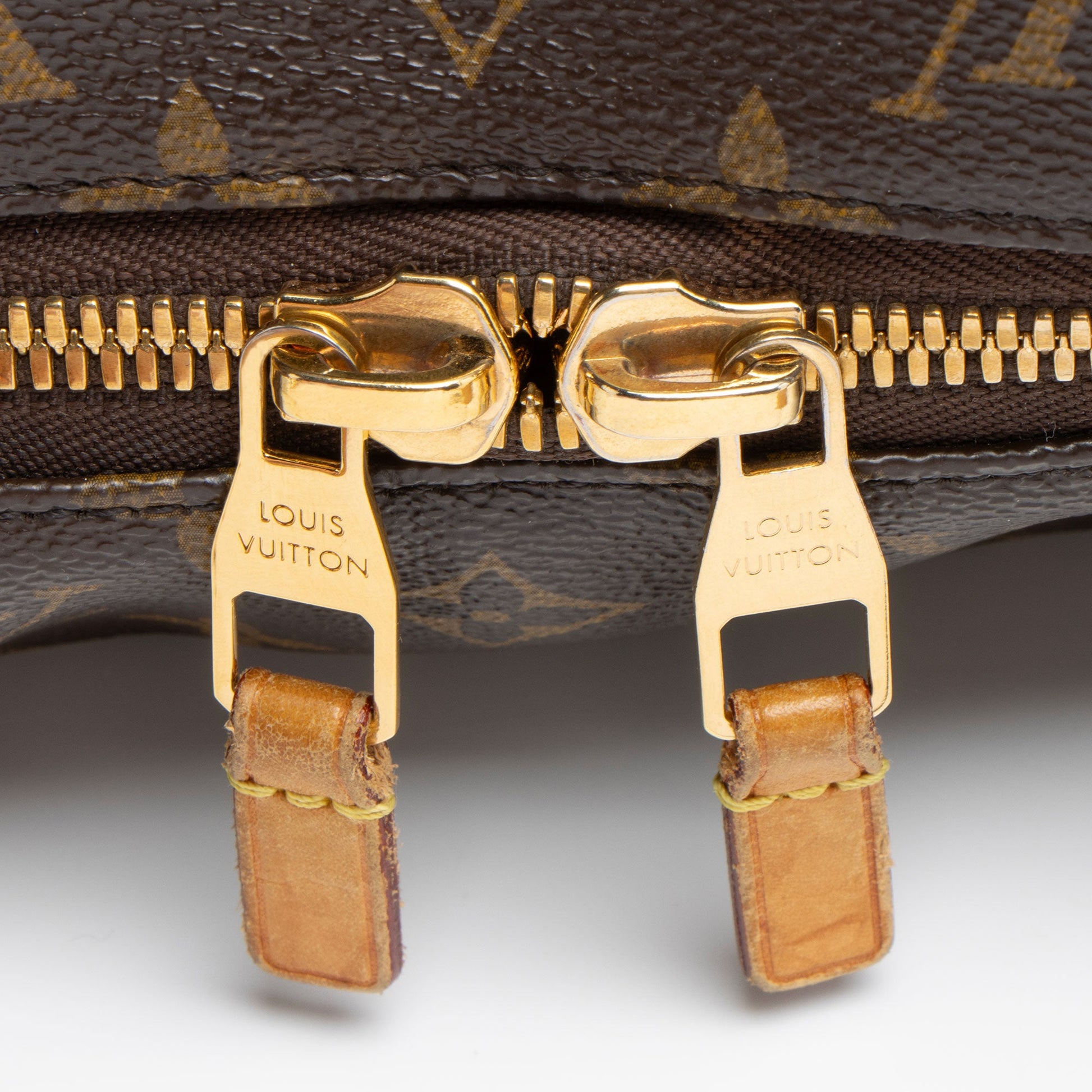 Louis Vuitton Monogram Canvas Sully MM Shoulder Bag