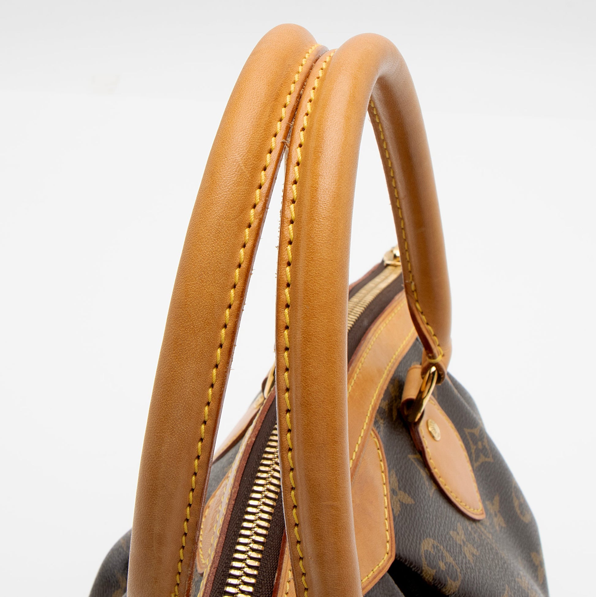 Louis Vuitton Monogram Canvas Tivoli PM Satchel (SHF-2xtfcv)