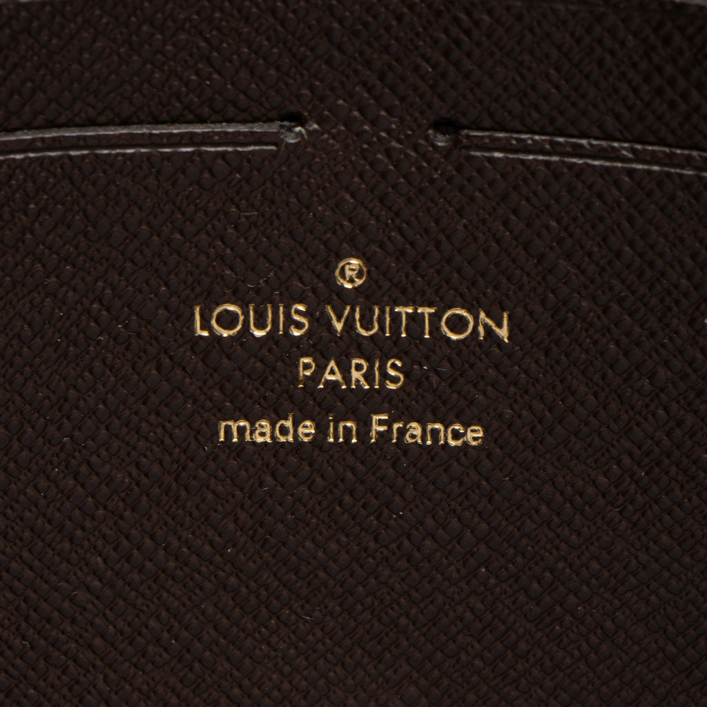 Louis Vuitton Monogram Canvas Toiletry Pouch on Chain (SHF-2elCGy)
