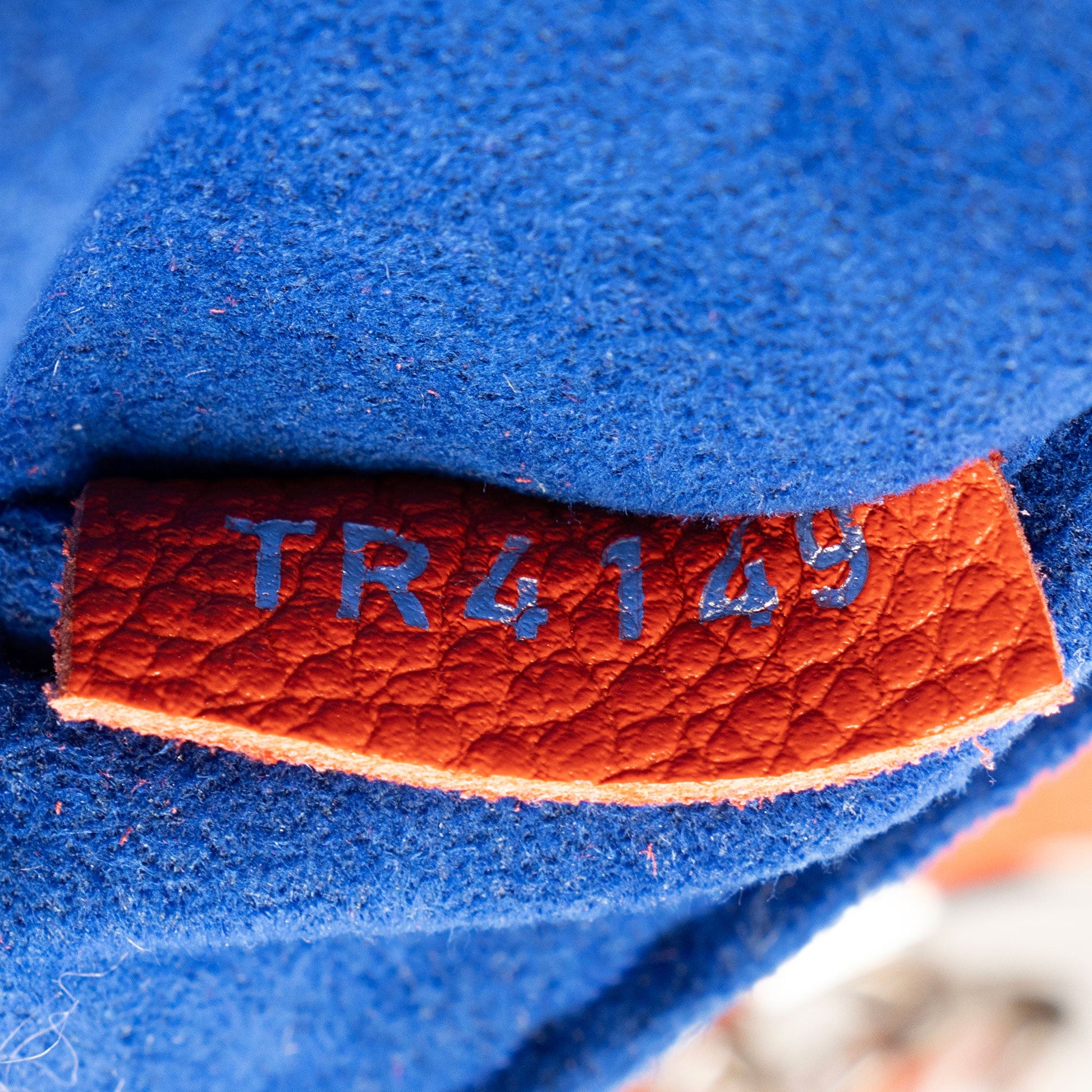 Louis Vuitton Monogram Empreinte Vavin BB Shoulder Bag (SHF-HrF4p9)