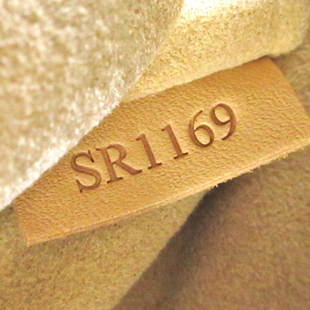 Louis Vuitton Monogram On My Side MM (SHG-DQ13OQ)