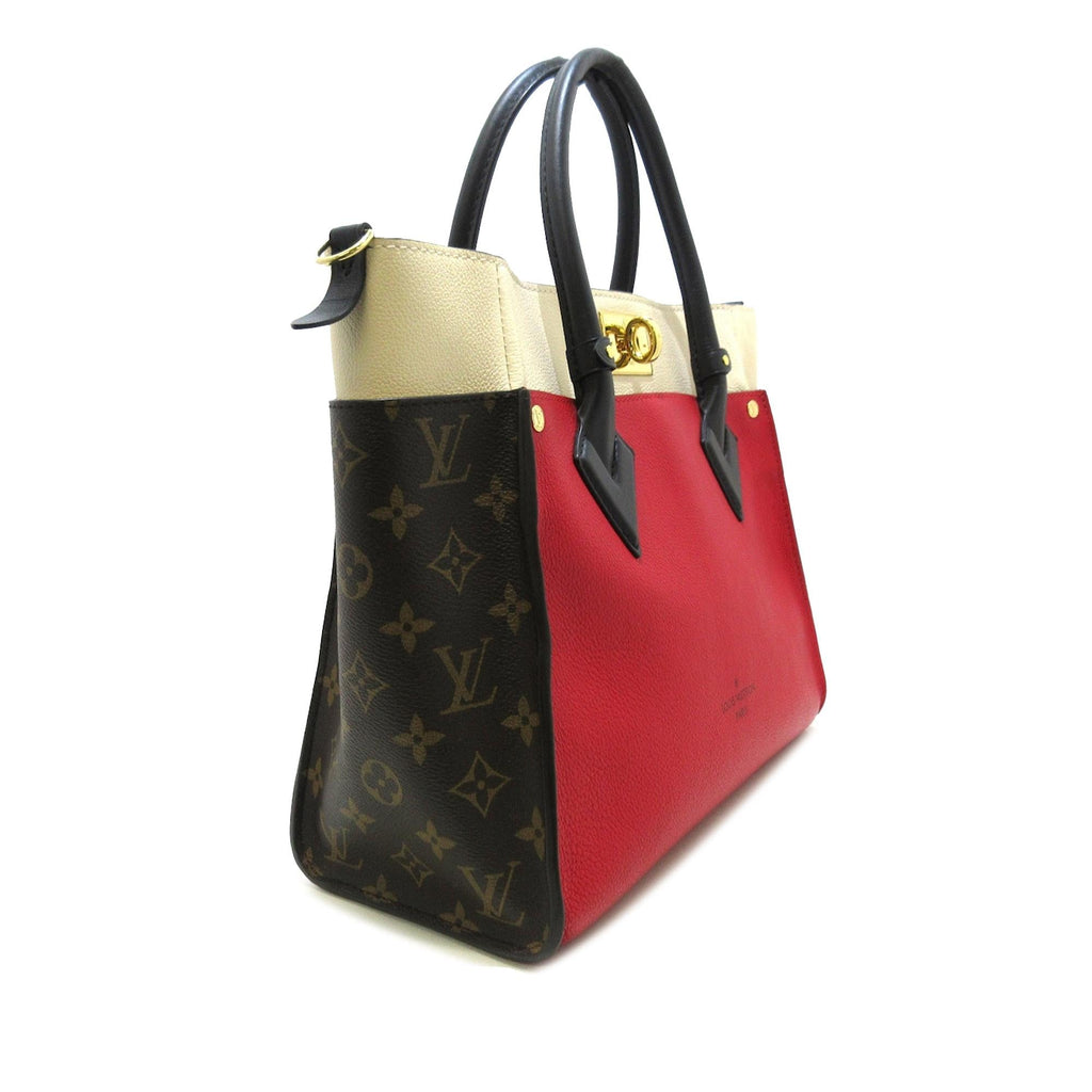 Louis Vuitton Monogram On My Side MM (SHG-DQ13OQ)