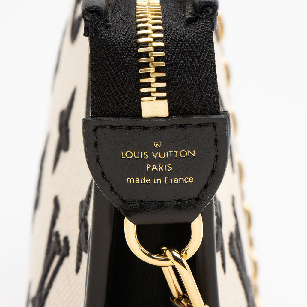 Louis Vuitton Monogram Raffia Toiletry 26 Pouch on Chain (SHF-OIkwlf)