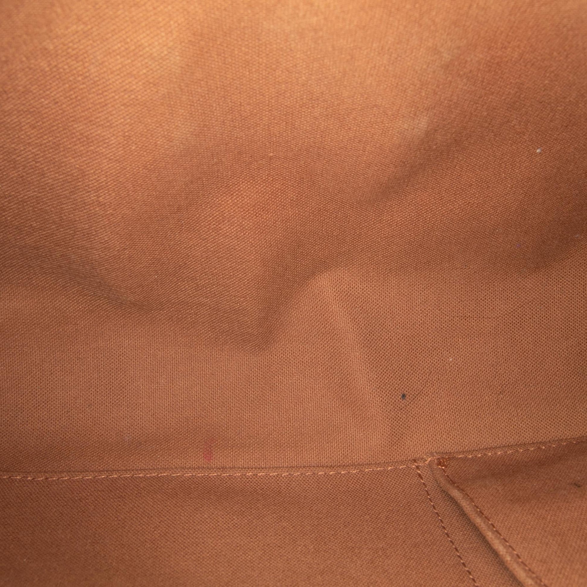 Louis Vuitton Monogram Thames PM