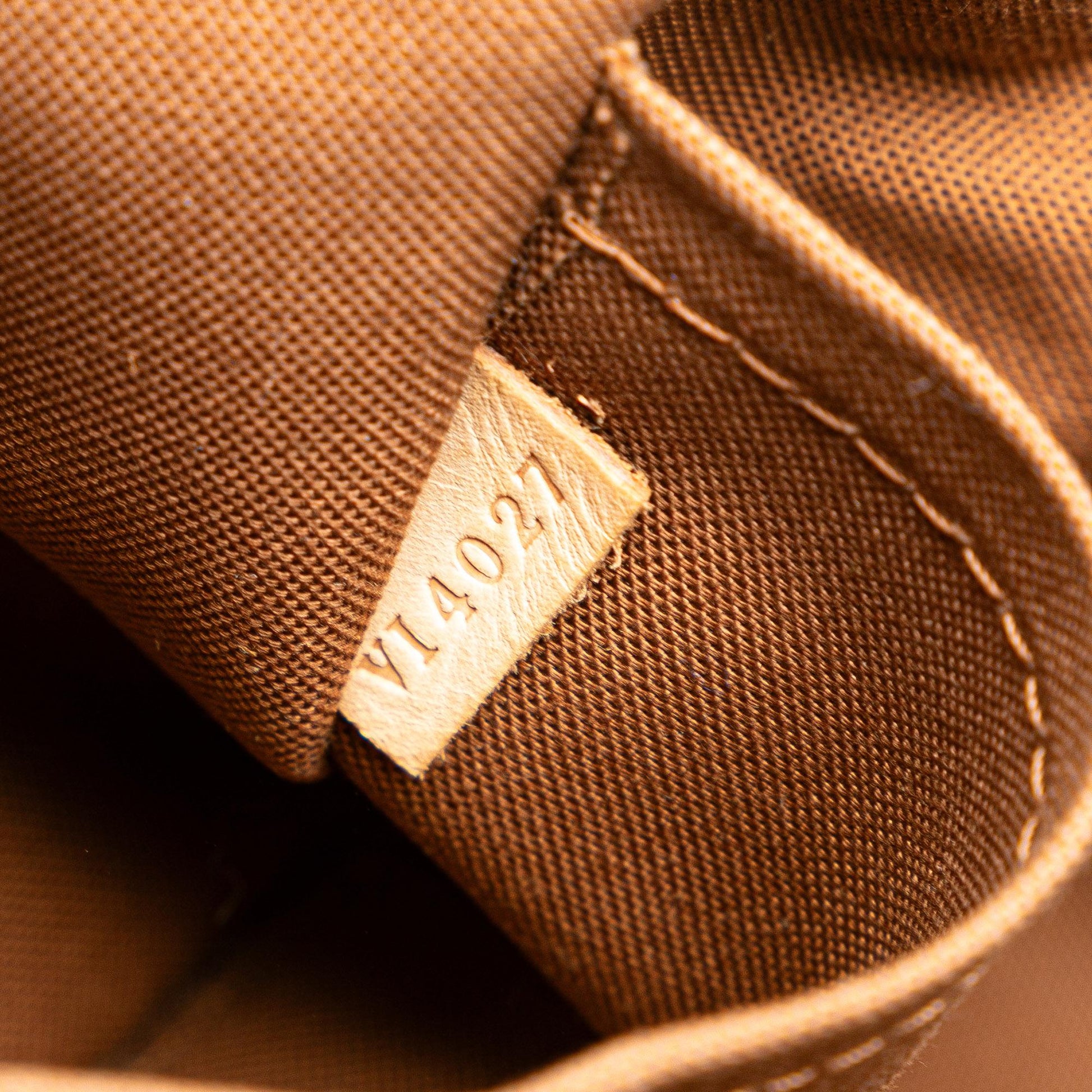 Louis Vuitton Monogram Tivoli PM (SHG-uII4zF)