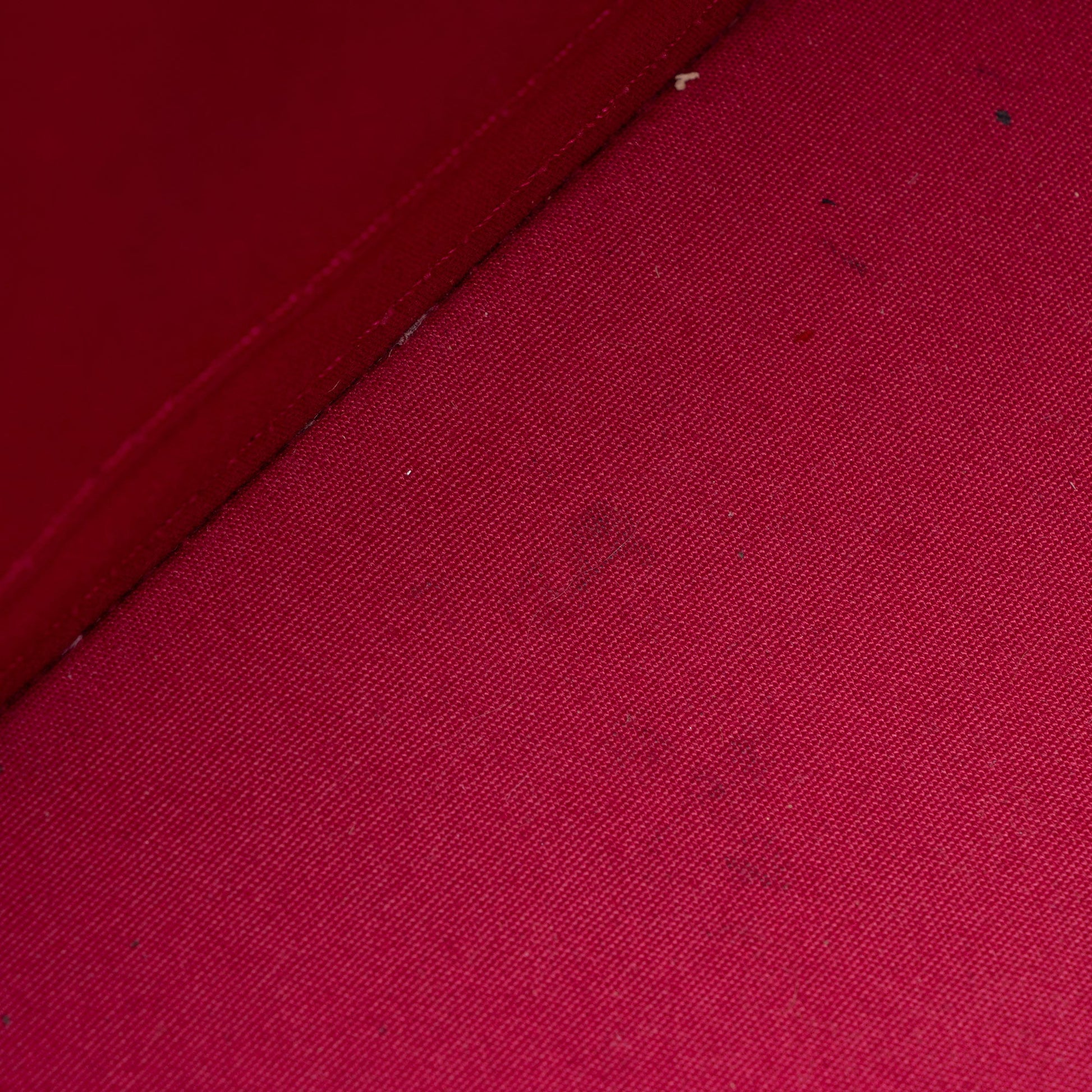 Louis Vuitton Monogram Vernis Alma PM Satchel (SHF-G4aK2V)