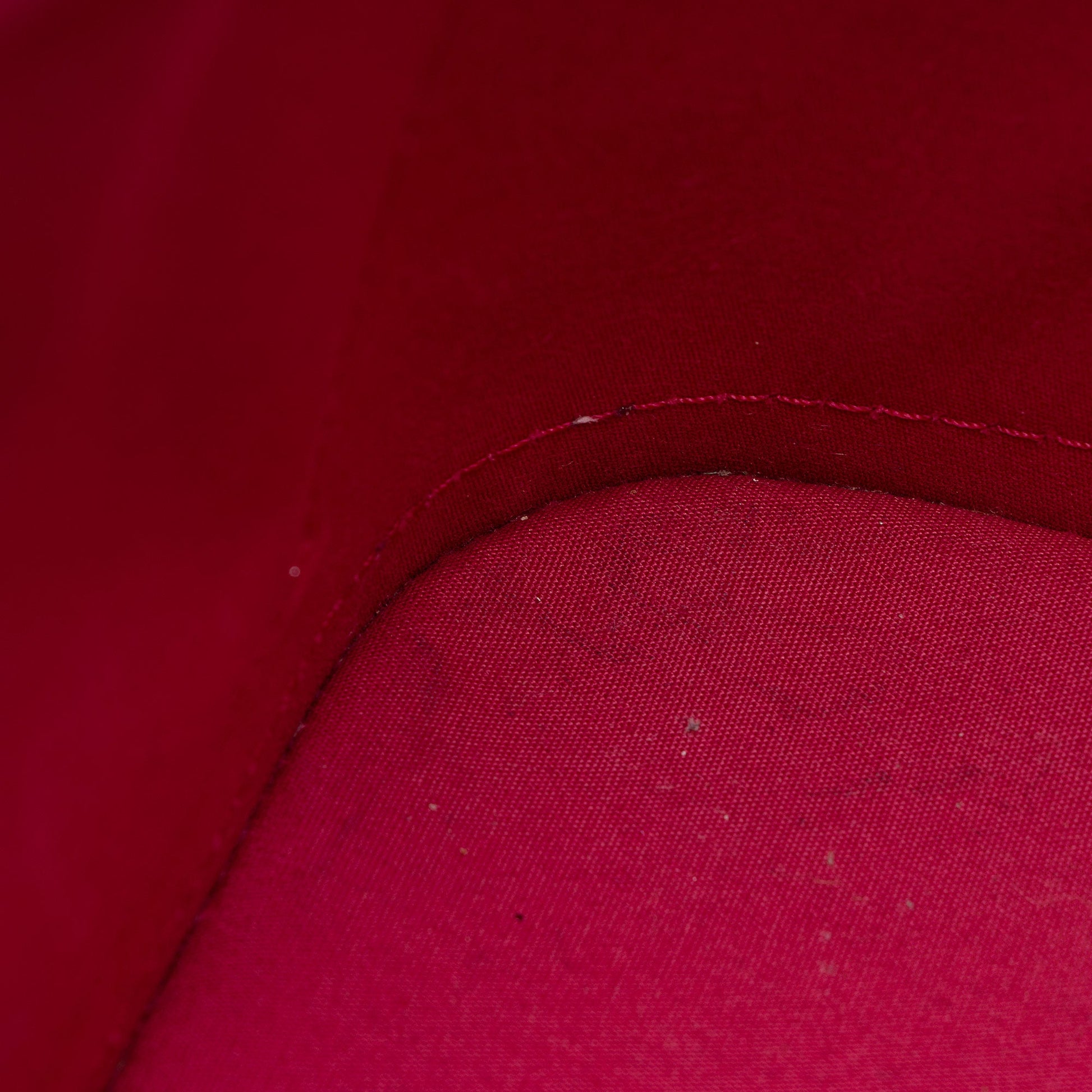 Louis Vuitton Monogram Vernis Alma PM Satchel (SHF-G4aK2V)