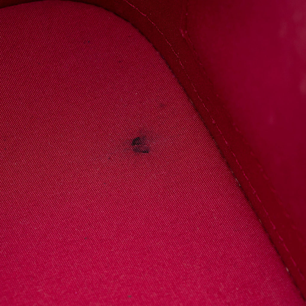 Louis Vuitton Monogram Vernis Alma PM Satchel (SHF-G4aK2V)